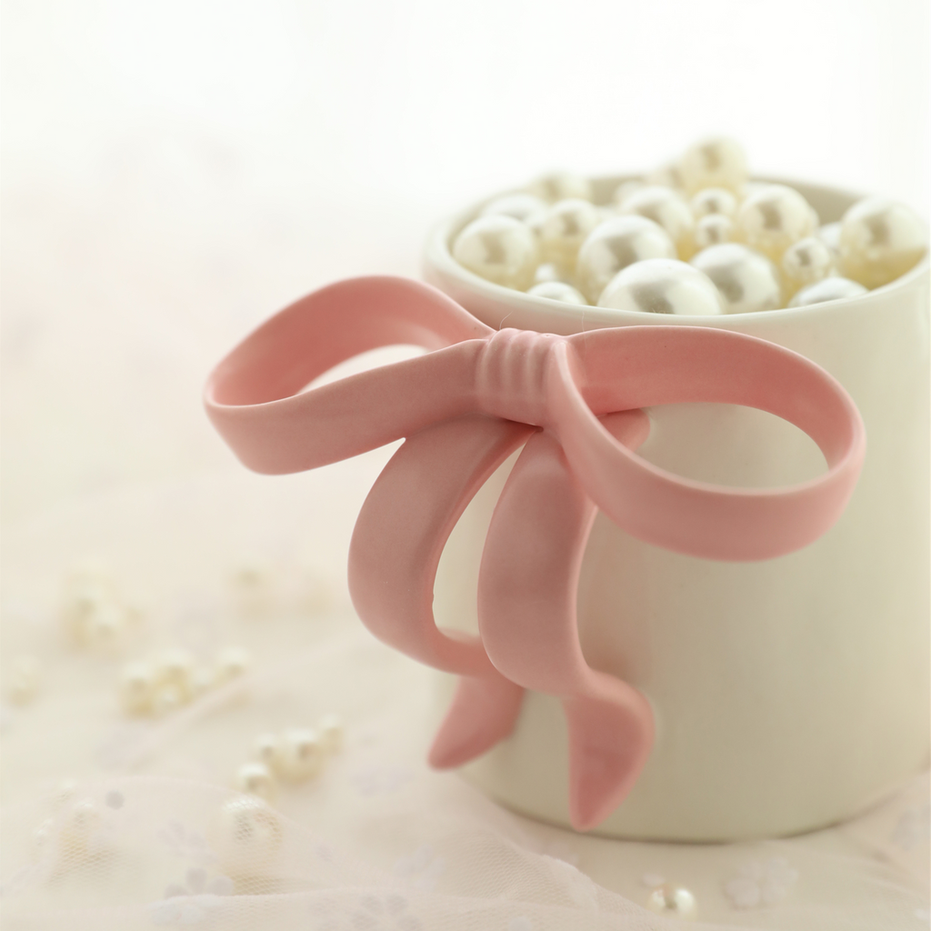 Ribbon Kiss Mug