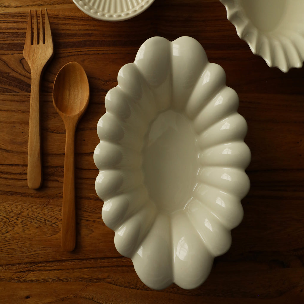 Blooming Oval Deep Plate