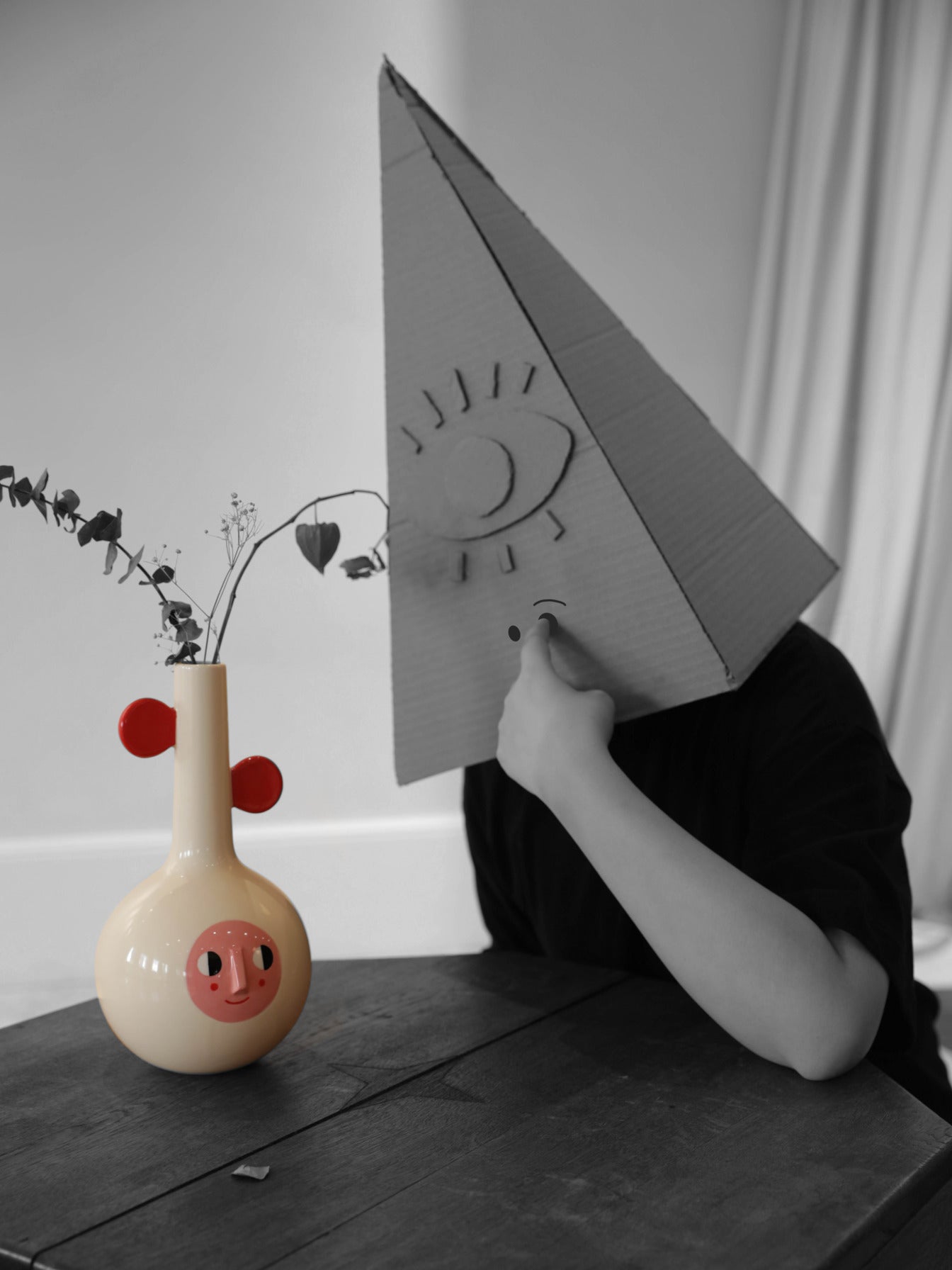 Red Ear Daydream Vase