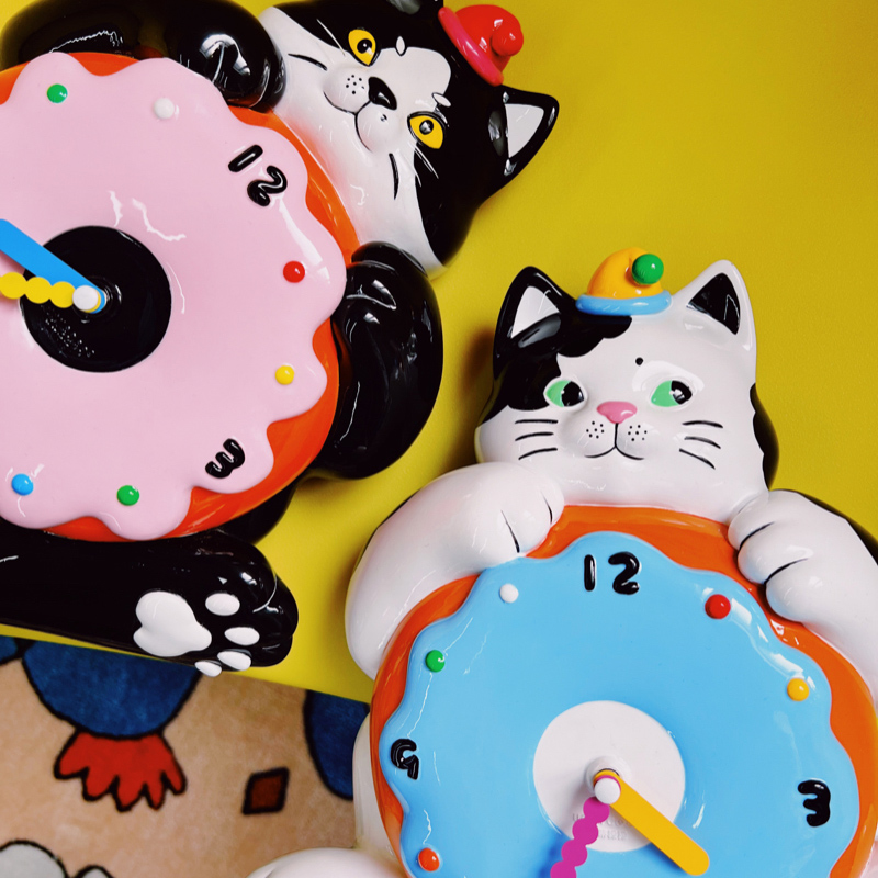 Donut Time Cat Clock