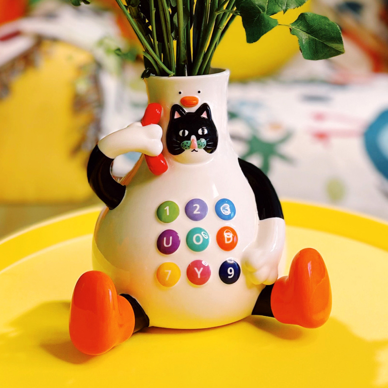 Hotline Kitty Vase