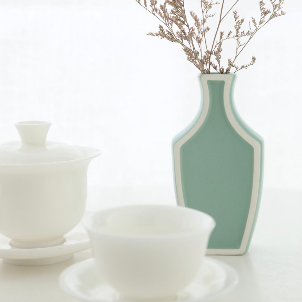 Calm Form Ceramic Vase