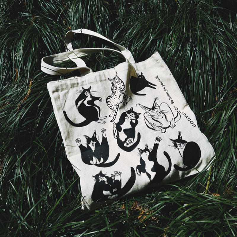 Many Cats Canvas Tote