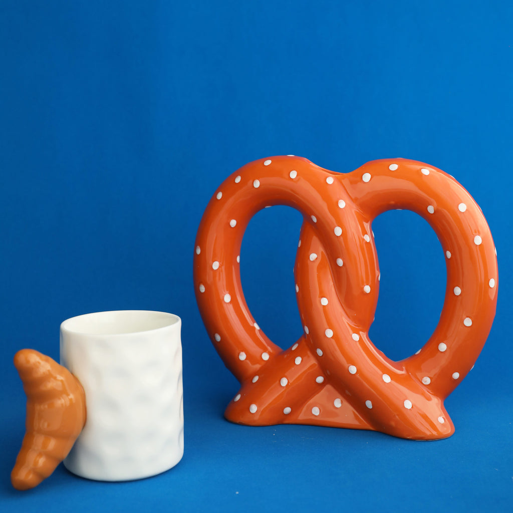 Hungry Hour Bow Tie Pasta Vase