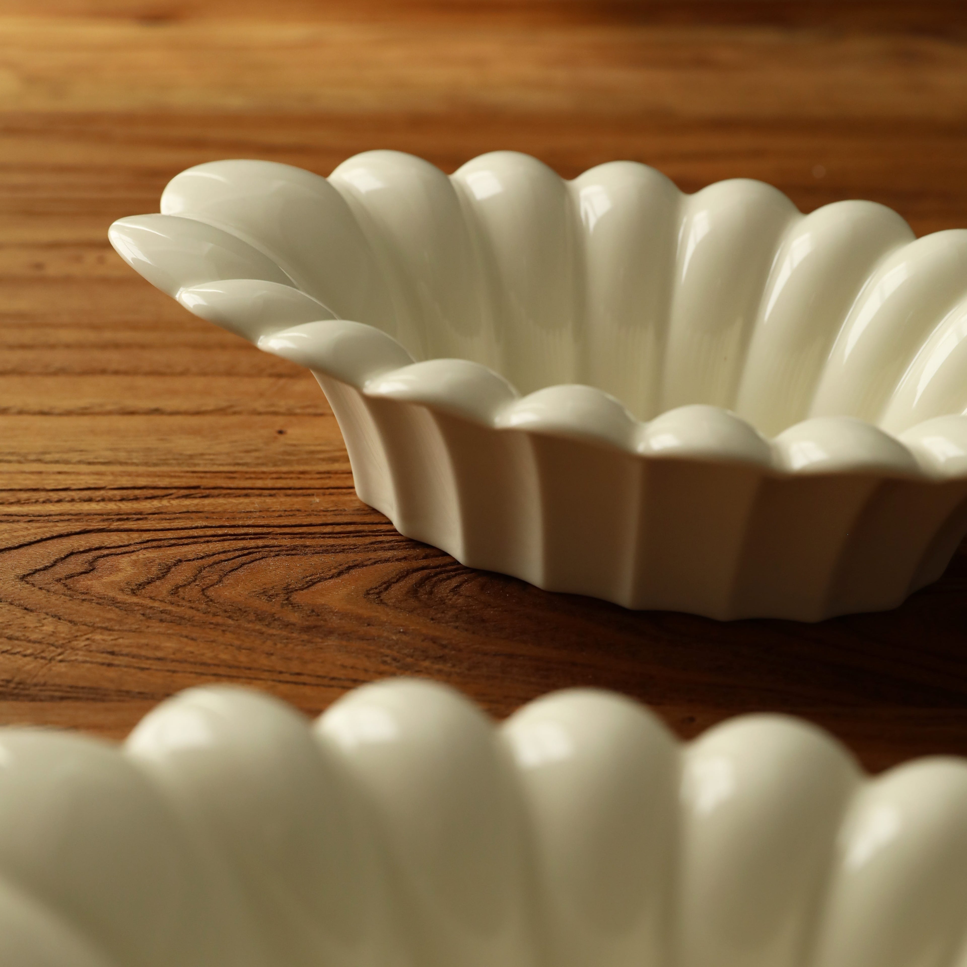 Blooming Oval Deep Plate