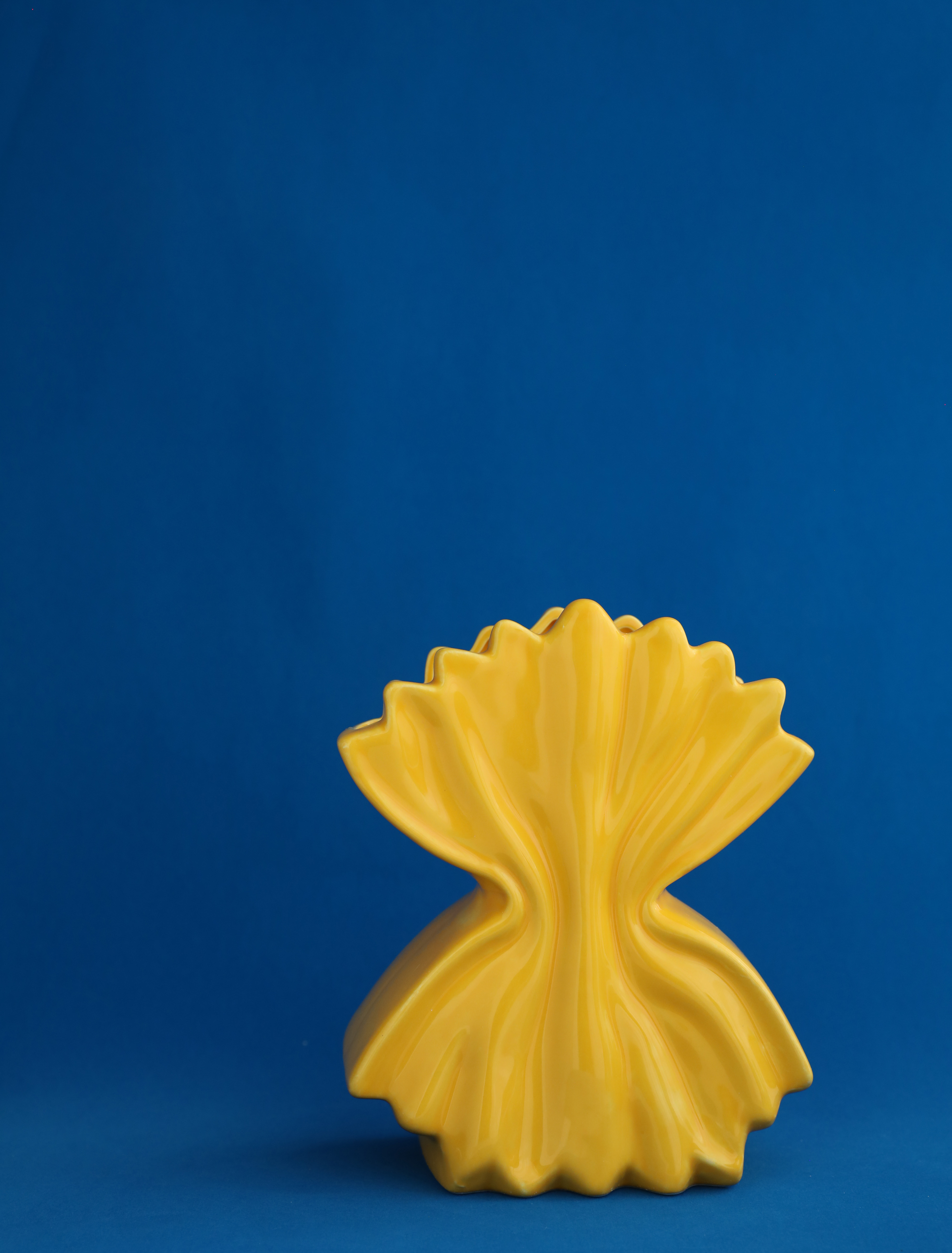 Hungry Hour Bow Tie Pasta Vase