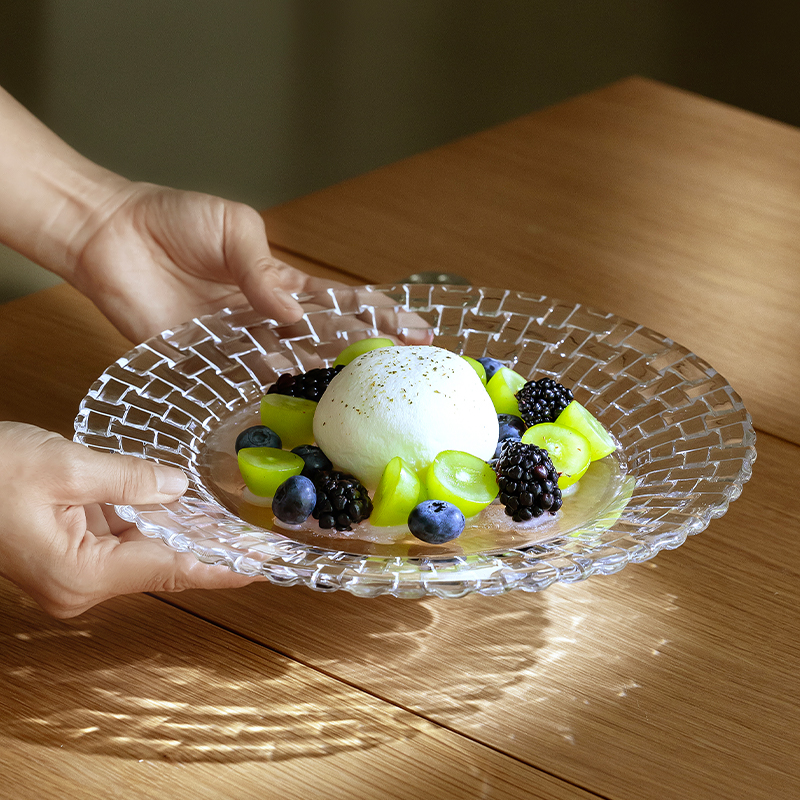 Crystal Weave Glass Plate image 2