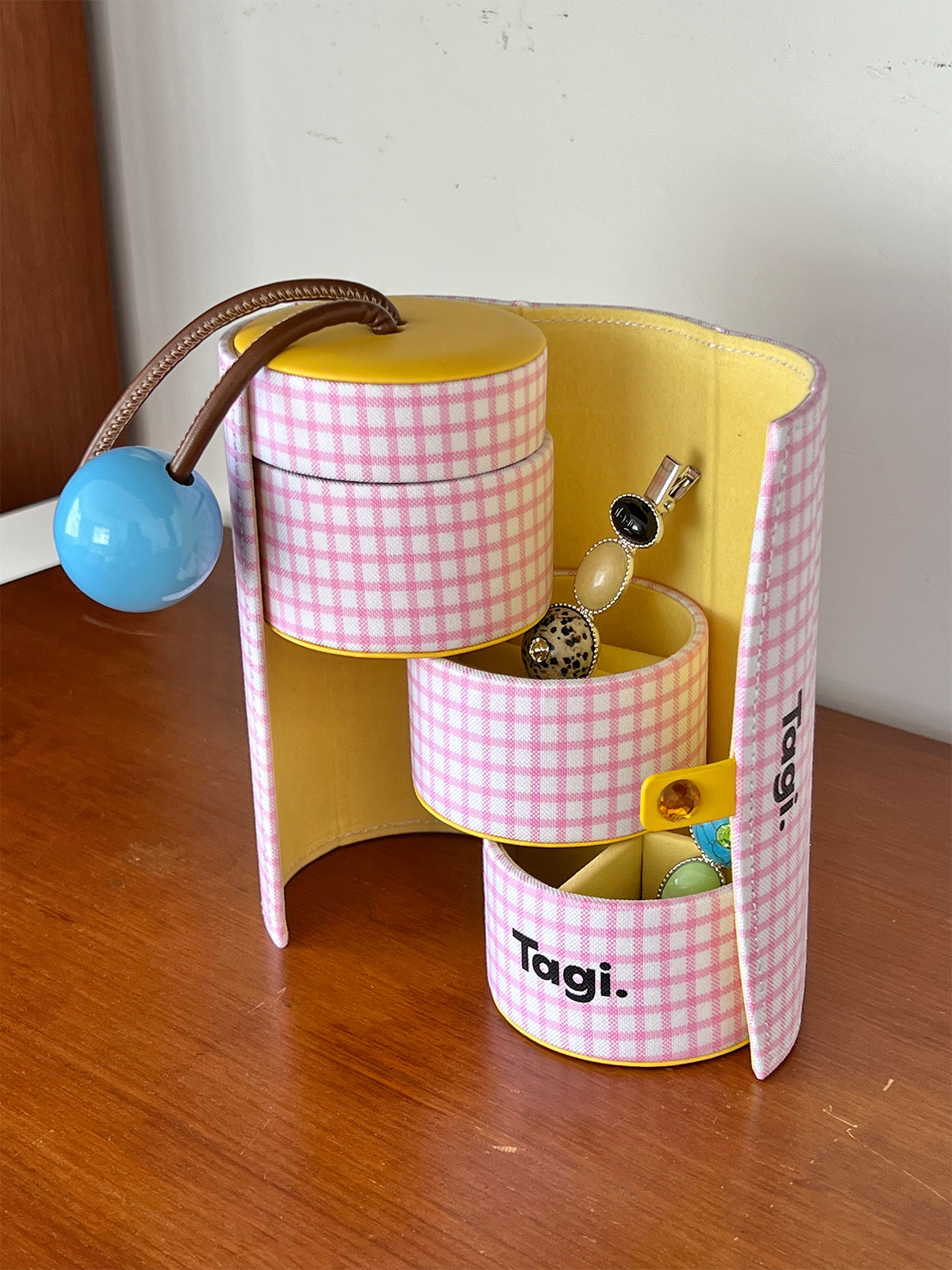 Signal Bloom Mini Case - Cherry Dot image