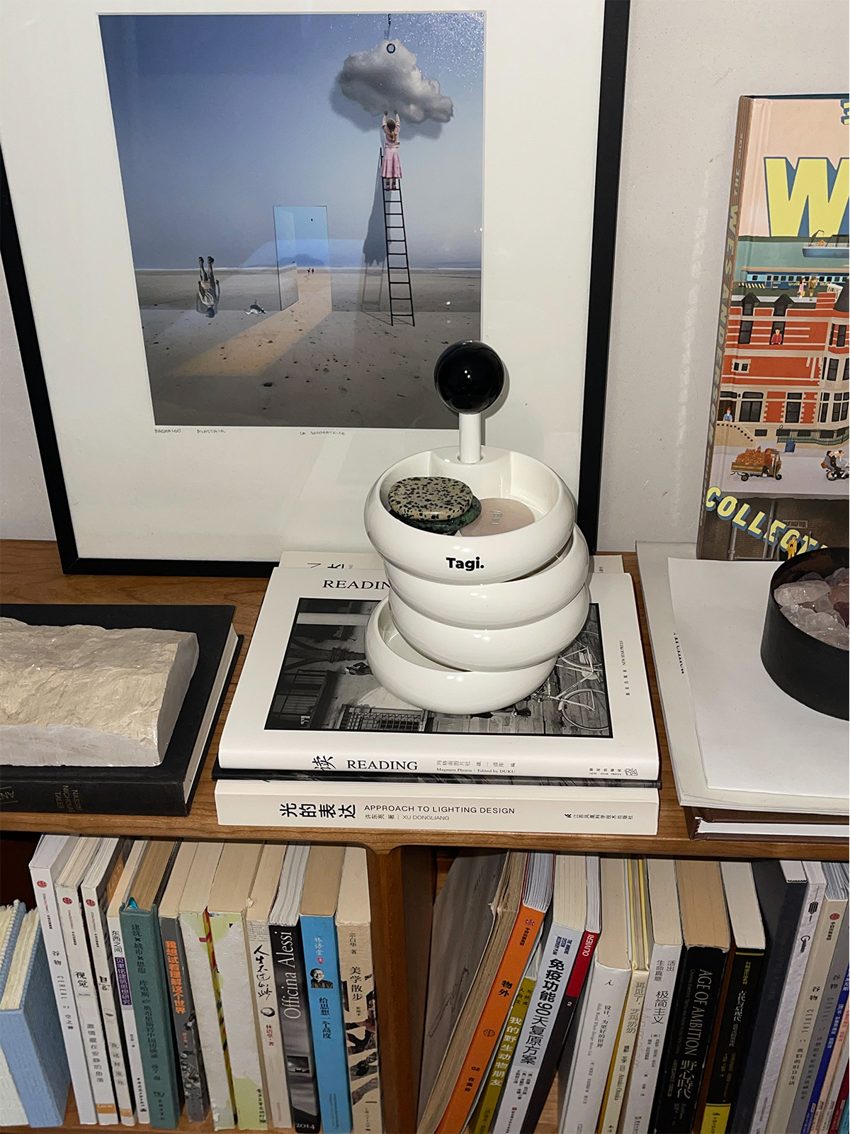 Signal Stack Retro Spinning Jewelry Tower image 1
