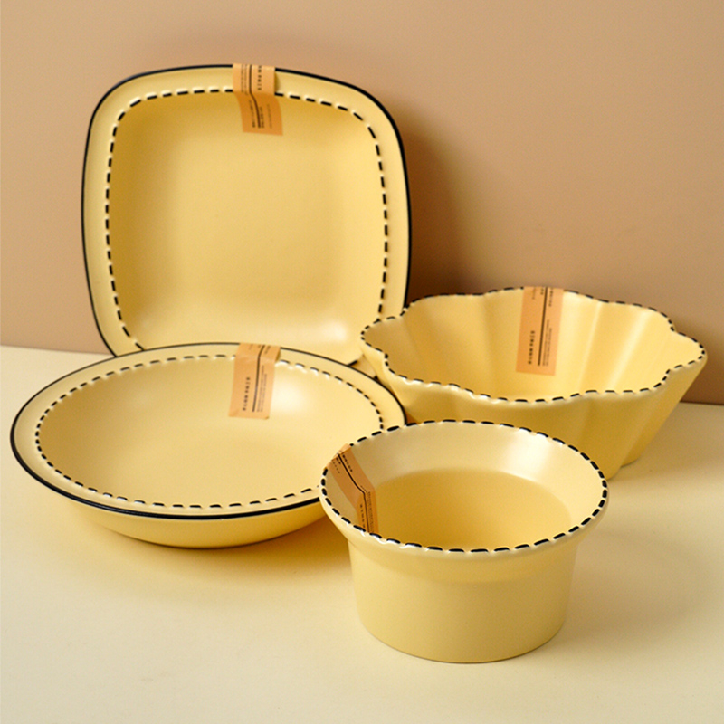 Cheddar Doodle Dish Set image 0