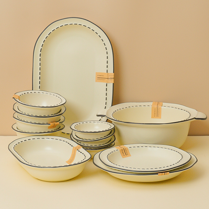 Doodle Dine Set - 4-Person image