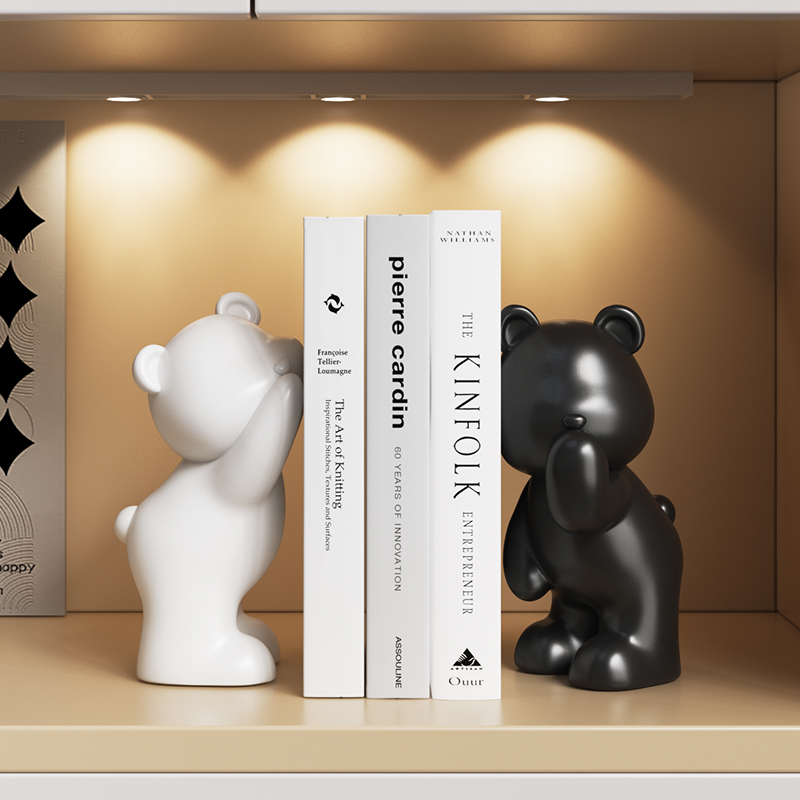 WhisBear Book Hugs image 0