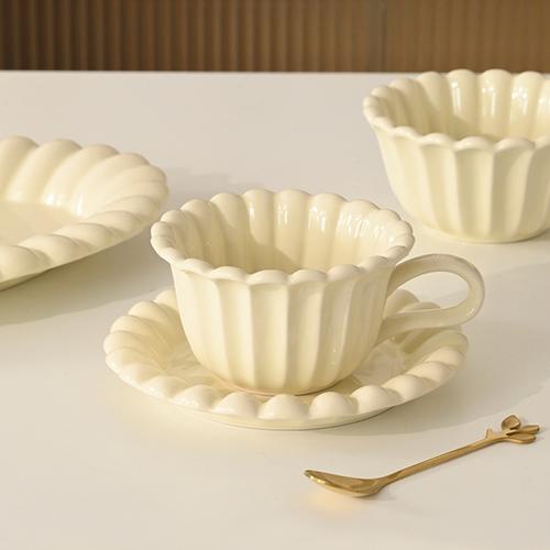 Cream Puff Cup Set image 1