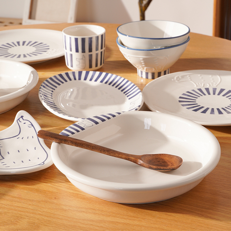 Polar Party Tableware Set image 1