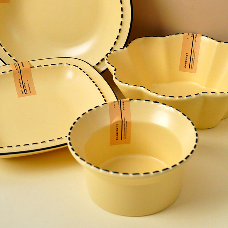 Cheddar Doodle Dish Set image 3