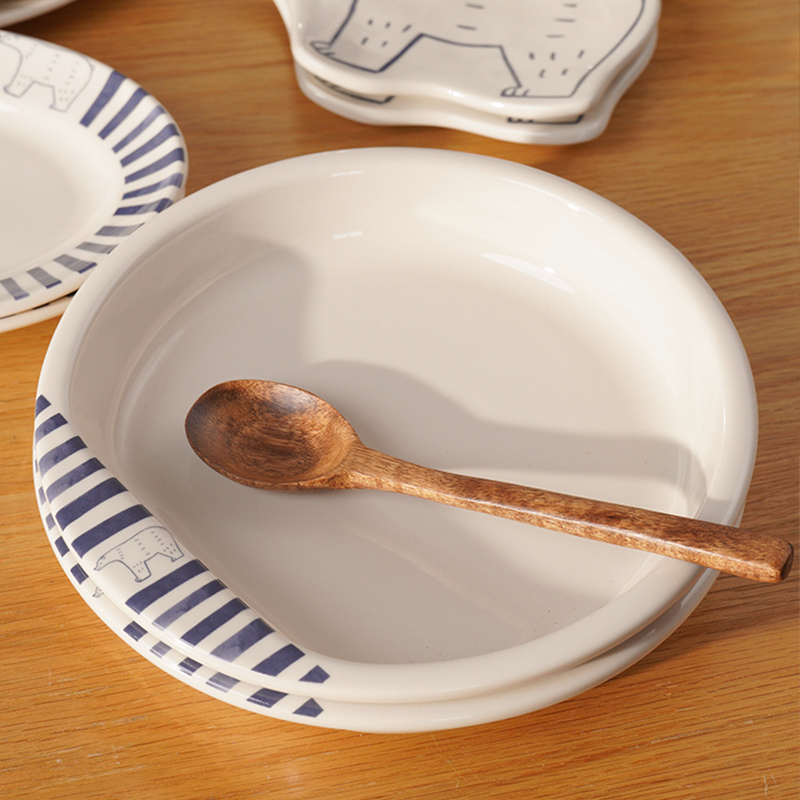 Polar Party Tableware Set image 3