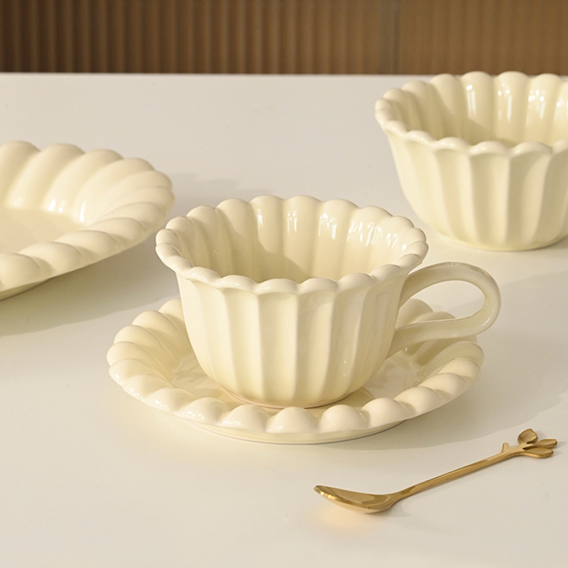 Cream Puff Cup Set - Image 2